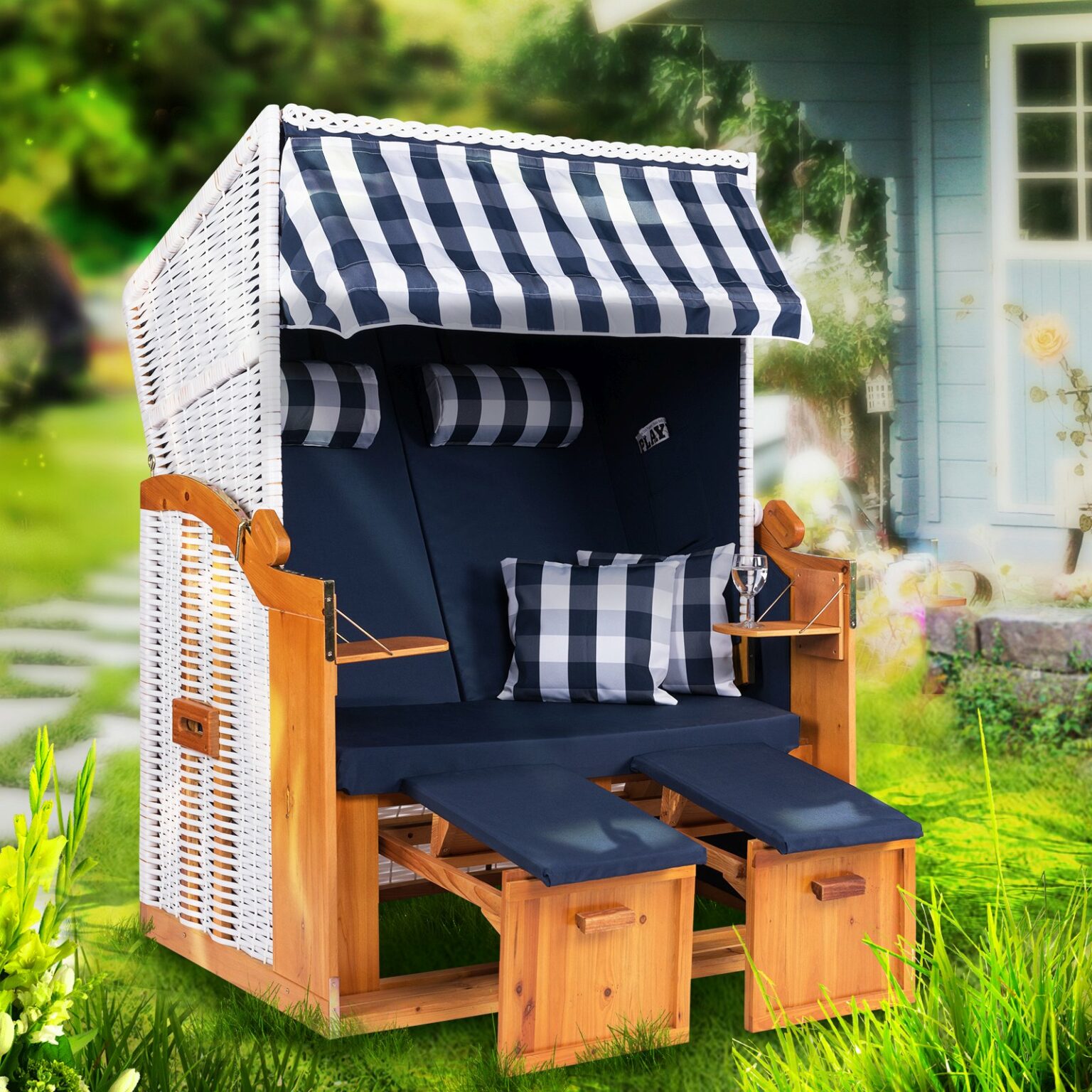 Strandkorb Ostsee XXL Weiß Blau StrandkorbHanse.de